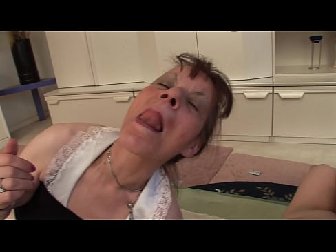 ❤️ Dua nenek dan satu kakek memiliki threesome ❤️ Hanya porno di porno id.dienlanhbk.top ❤